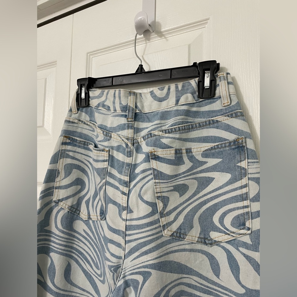 Water Patterned Jeans - Picture 3 of 5